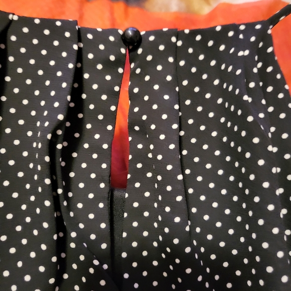 3 for $40 Sleeveless dress - Picture 3 of 4